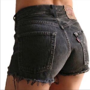 Genuine Levi Cut Off Shorts (High waist)